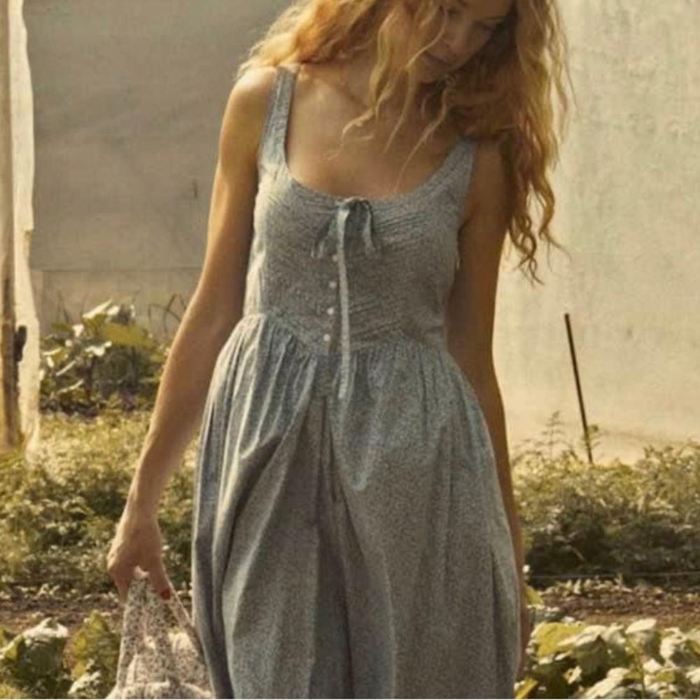 Doen Mae Dress in Blue Cottage Ivy Floral